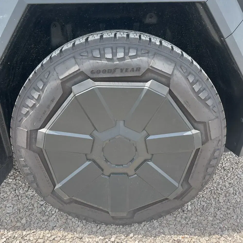2024 Tesla Cybertruck CyberBeast