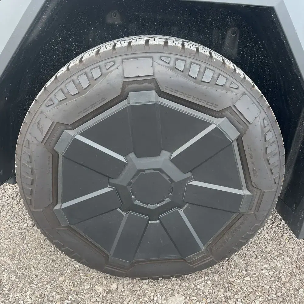 2024 Tesla Cybertruck CyberBeast