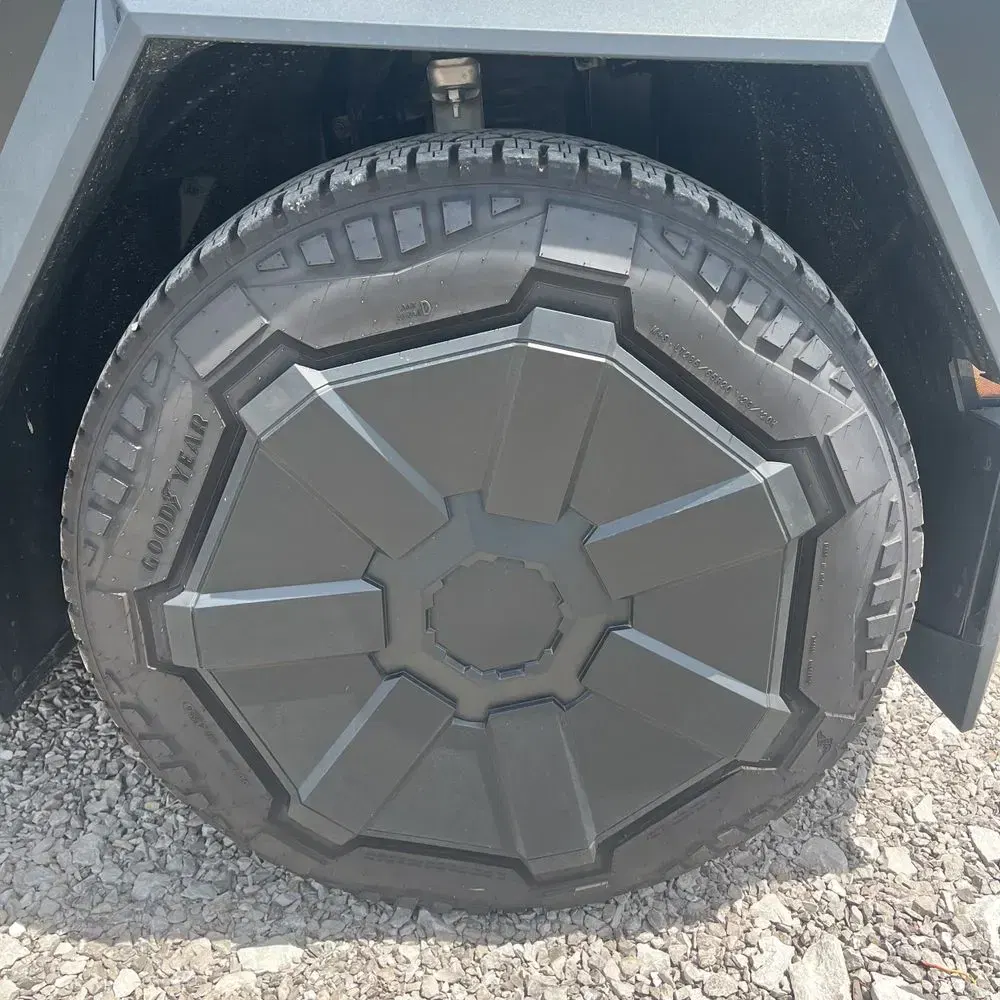 2024 Tesla Cybertruck CyberBeast