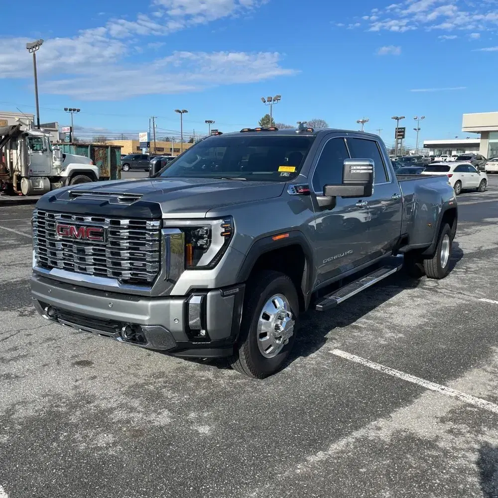 2025 GMC Sierra 3500HD Denali