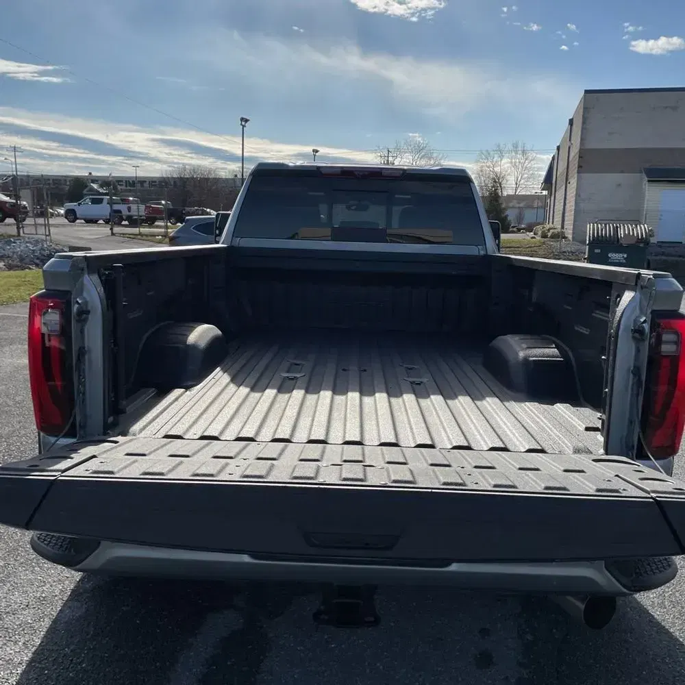 2025 GMC Sierra 3500HD Denali