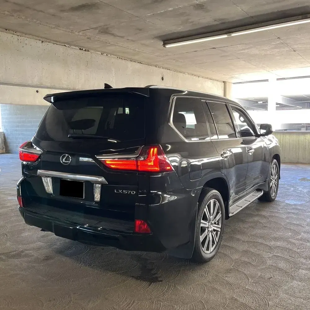 2017 Lexus LX 570 Base