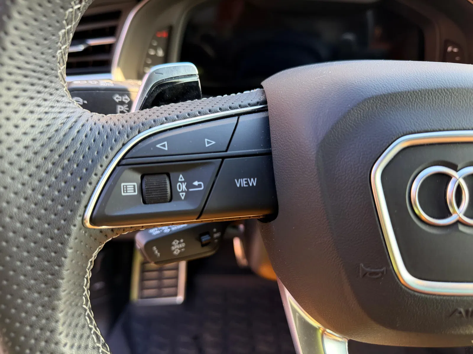2023 Audi RS Q8 - 591-hp Twin-Turbo V8, AWD, Dragon Orange Metallic, Highly Equipped