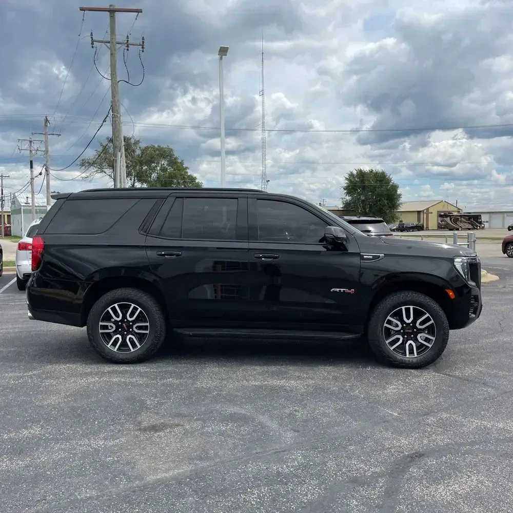 2024 GMC Yukon AT4