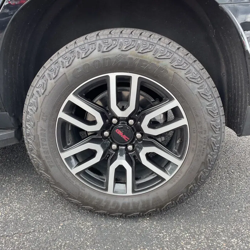 2024 GMC Yukon AT4