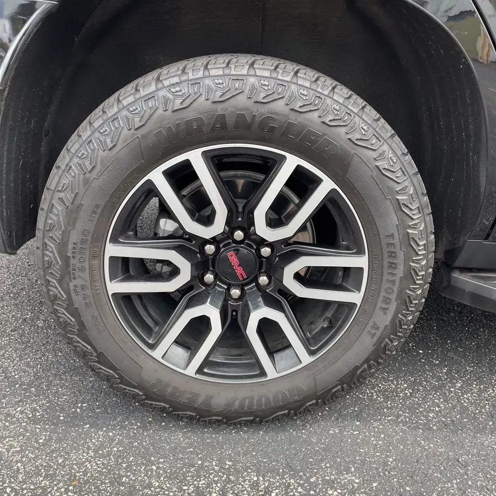 2024 GMC Yukon AT4
