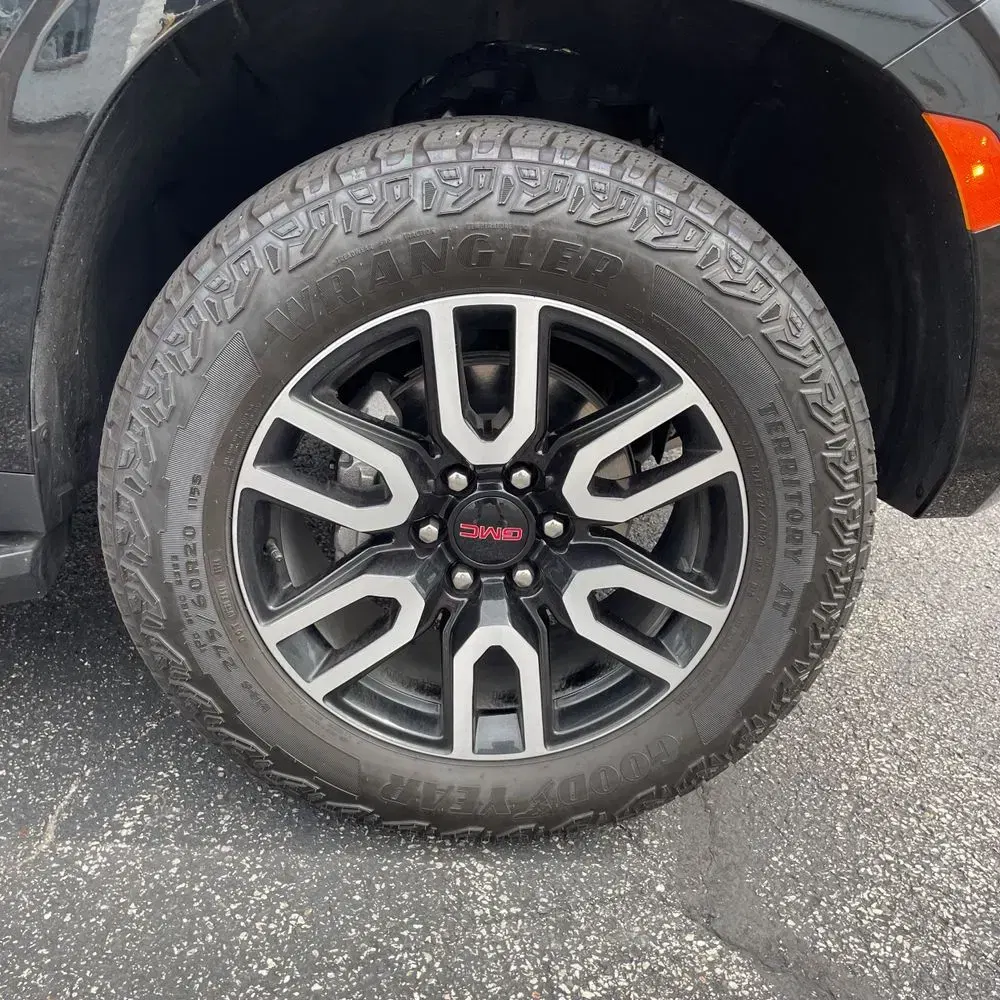 2024 GMC Yukon AT4