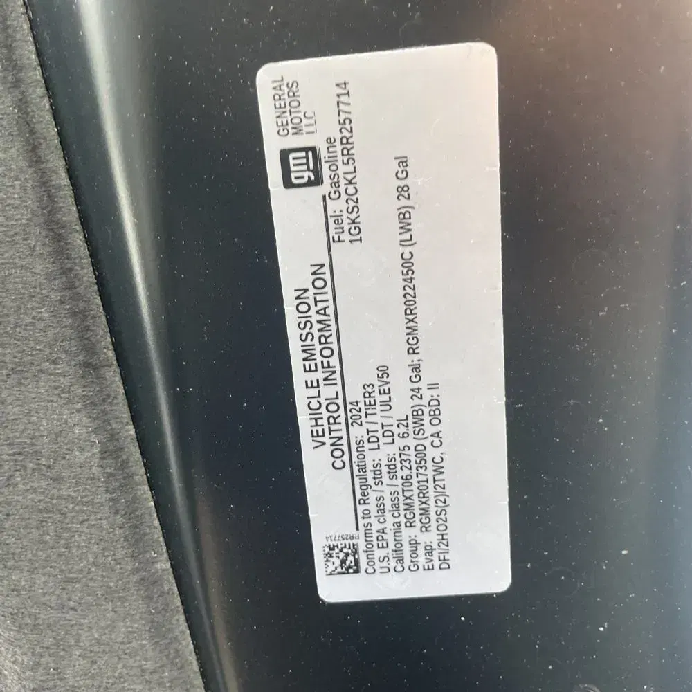 2024 GMC Yukon AT4