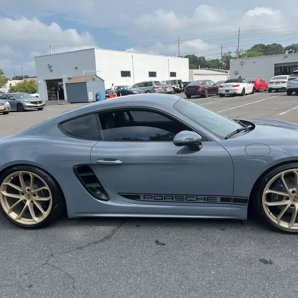 2024 Porsche 718 Cayman Base