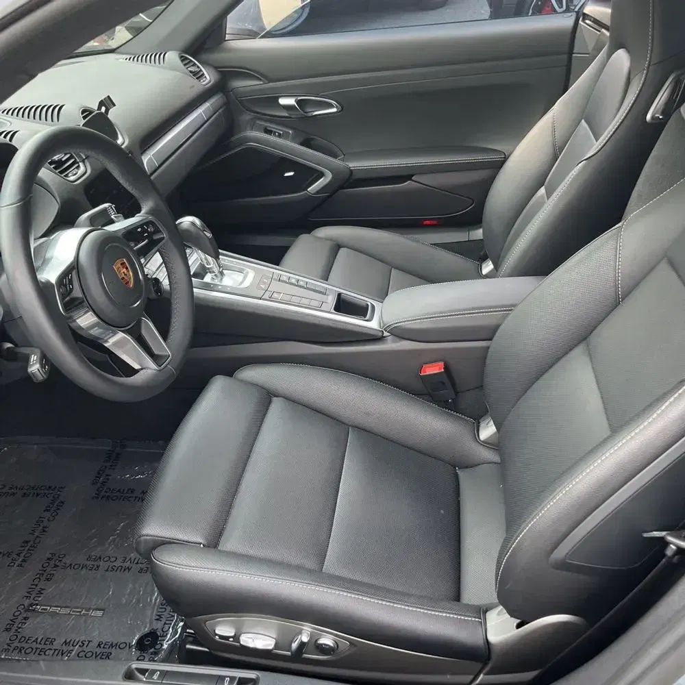 2024 Porsche 718 Cayman Base