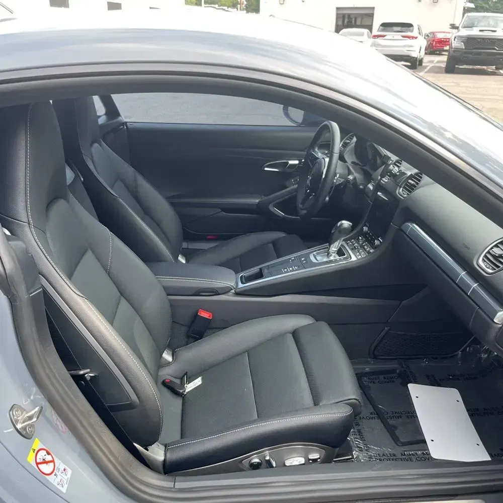 2024 Porsche 718 Cayman Base
