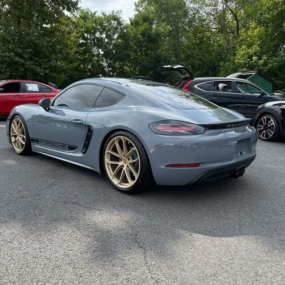 2024 Porsche 718 Cayman Base