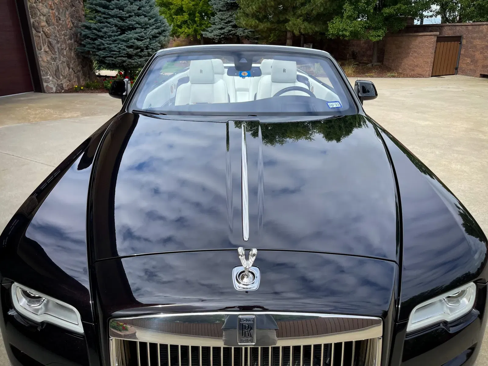 2018 Rolls-Royce Dawn Inspired by Music
