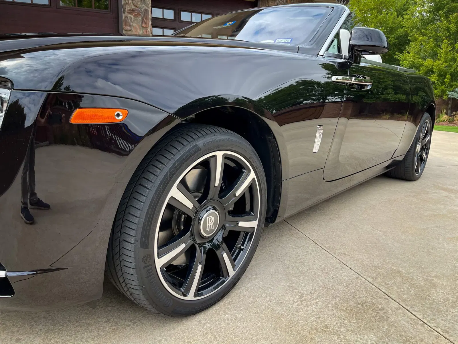2018 Rolls-Royce Dawn Inspired by Music