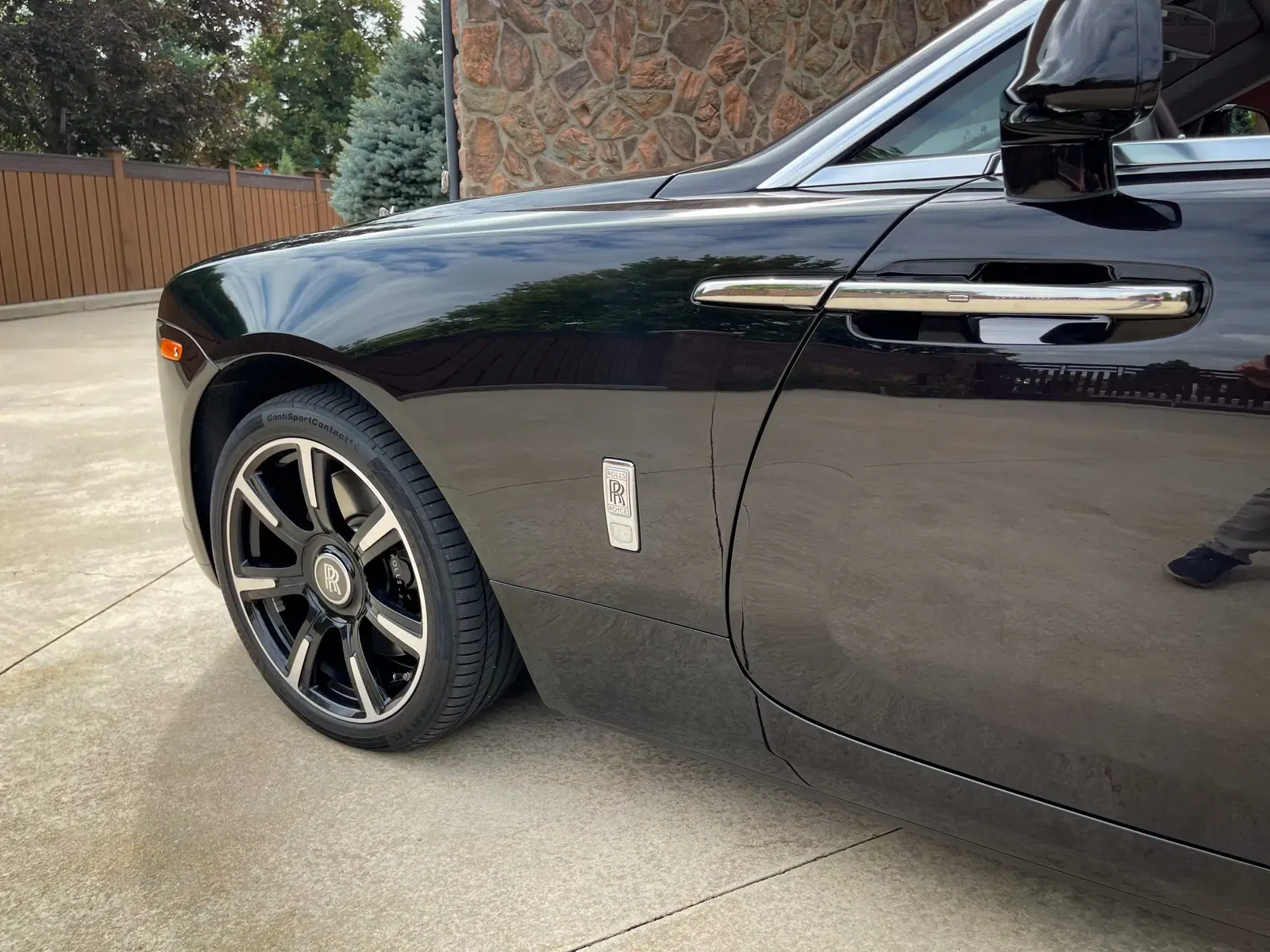 2018 Rolls-Royce Dawn Inspired by Music