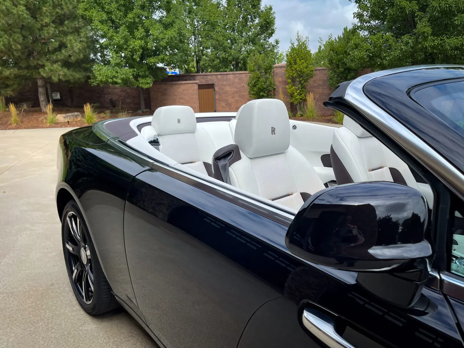 2018 Rolls-Royce Dawn Inspired by Music