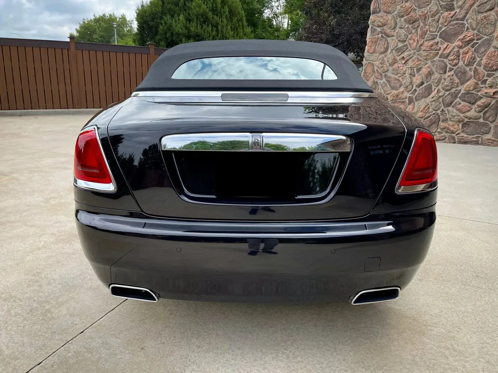 2018 Rolls-Royce Dawn Inspired by Music