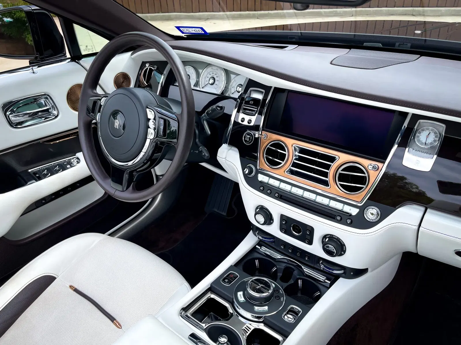 2018 Rolls-Royce Dawn Inspired by Music