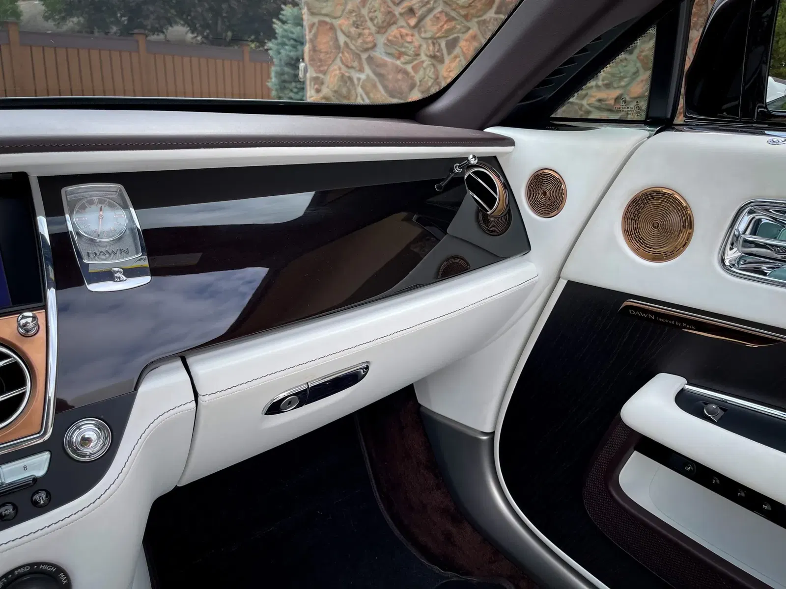 2018 Rolls-Royce Dawn Inspired by Music