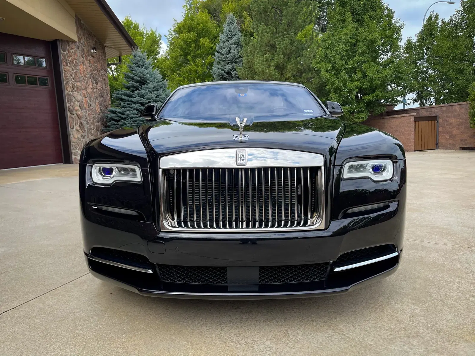 2018 Rolls-Royce Dawn Inspired by Music