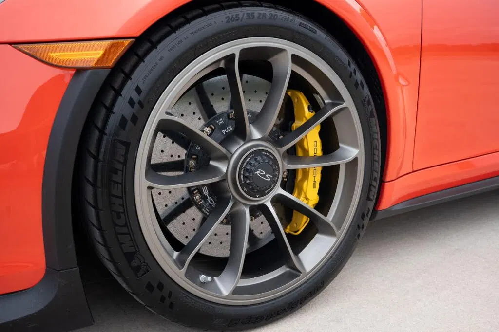2016 Porsche 911 GT3 RS Coupe RWD