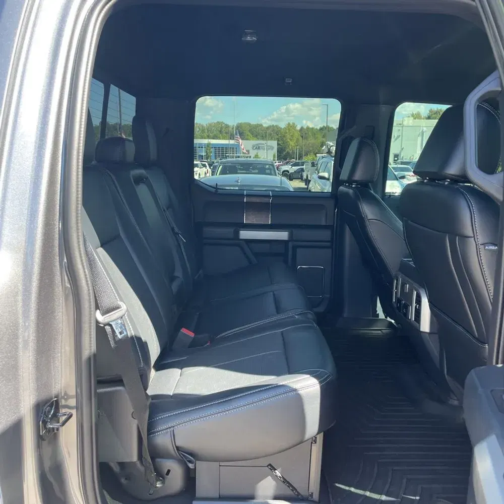 2022 Ford F-450 Super Duty Lariat