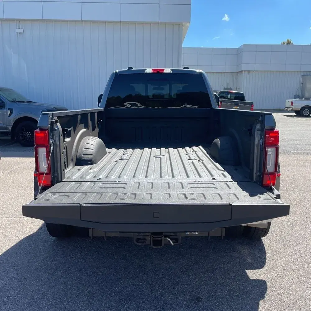 2022 Ford F-450 Super Duty Lariat