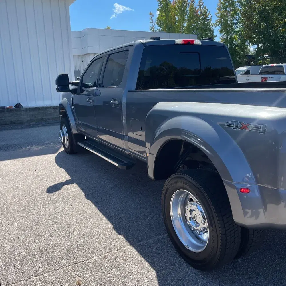 2022 Ford F-450 Super Duty Lariat