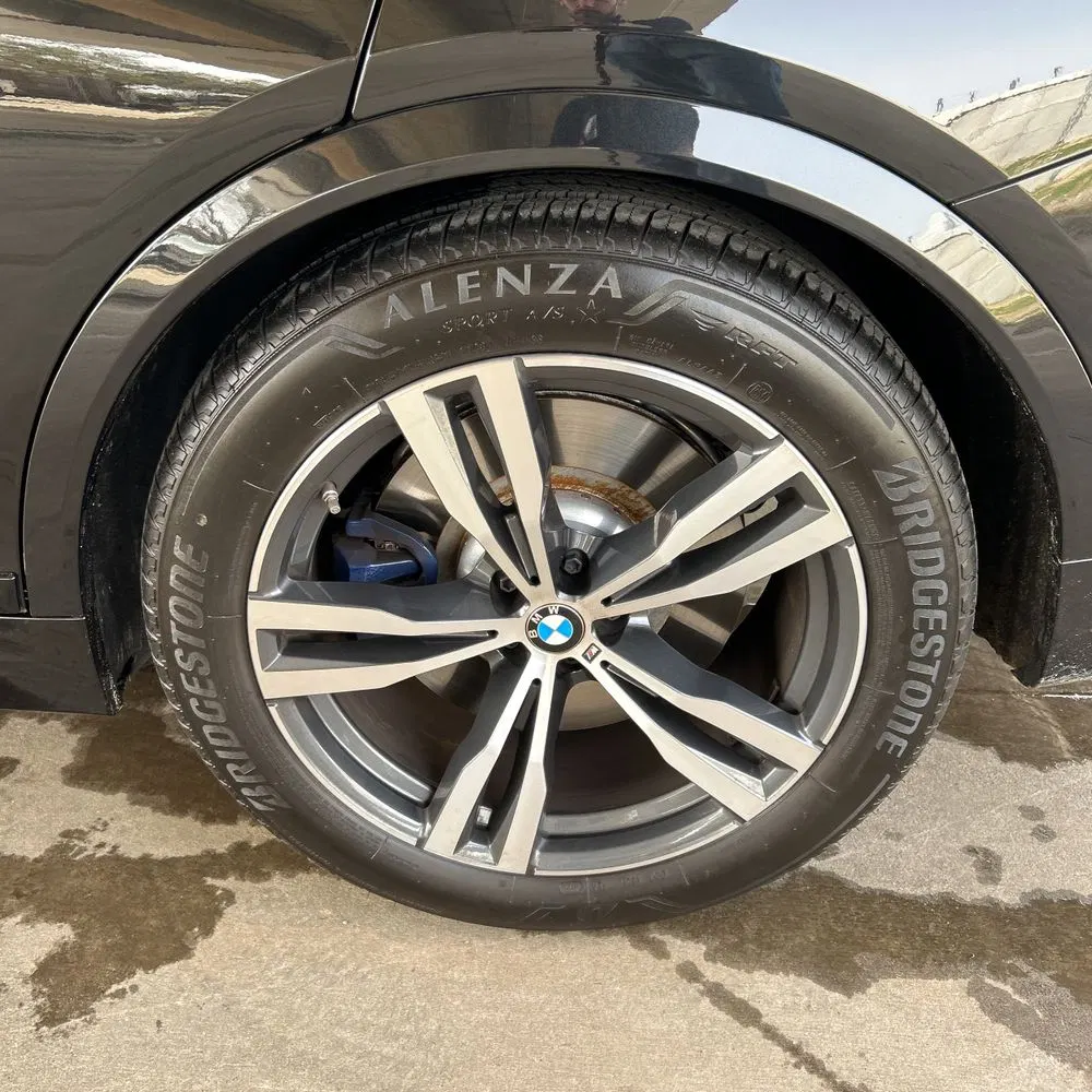 2024 BMW X7 M60i