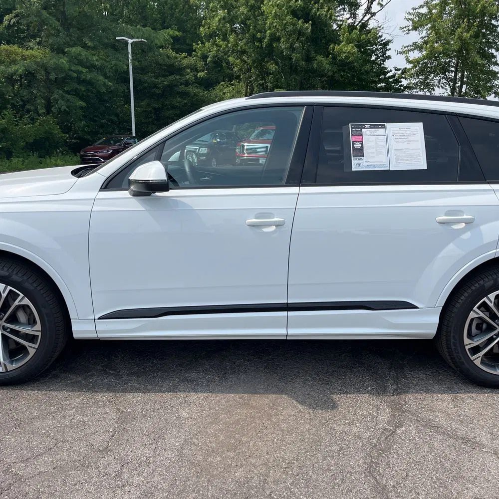 2025 Audi Q7 Premium Plus 45