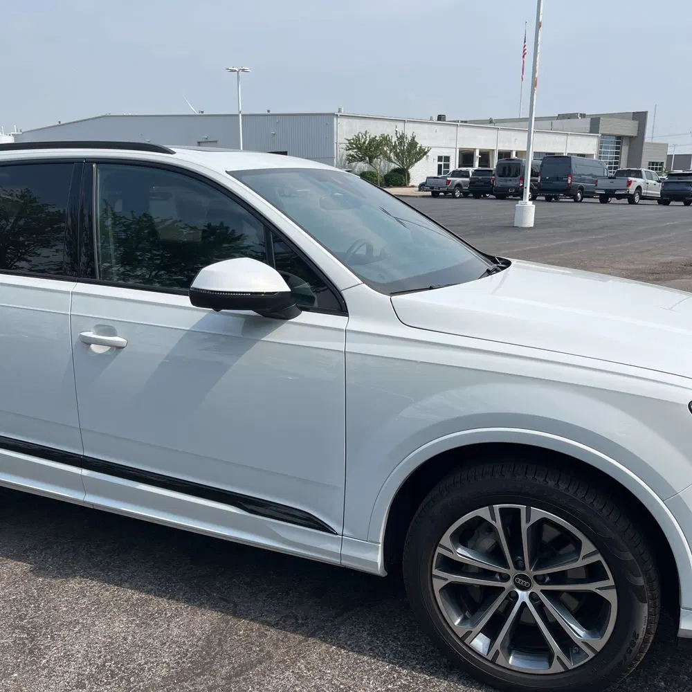 2025 Audi Q7 Premium Plus 45