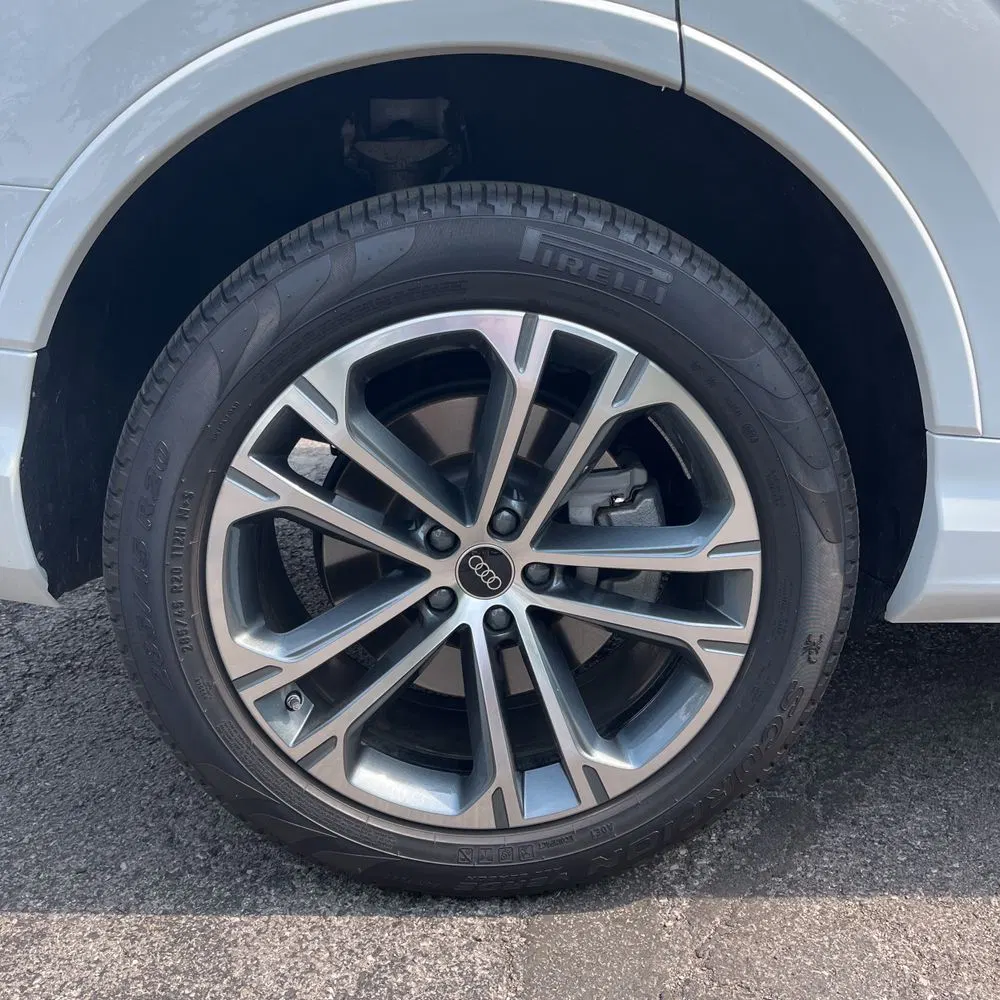 2025 Audi Q7 Premium Plus 45