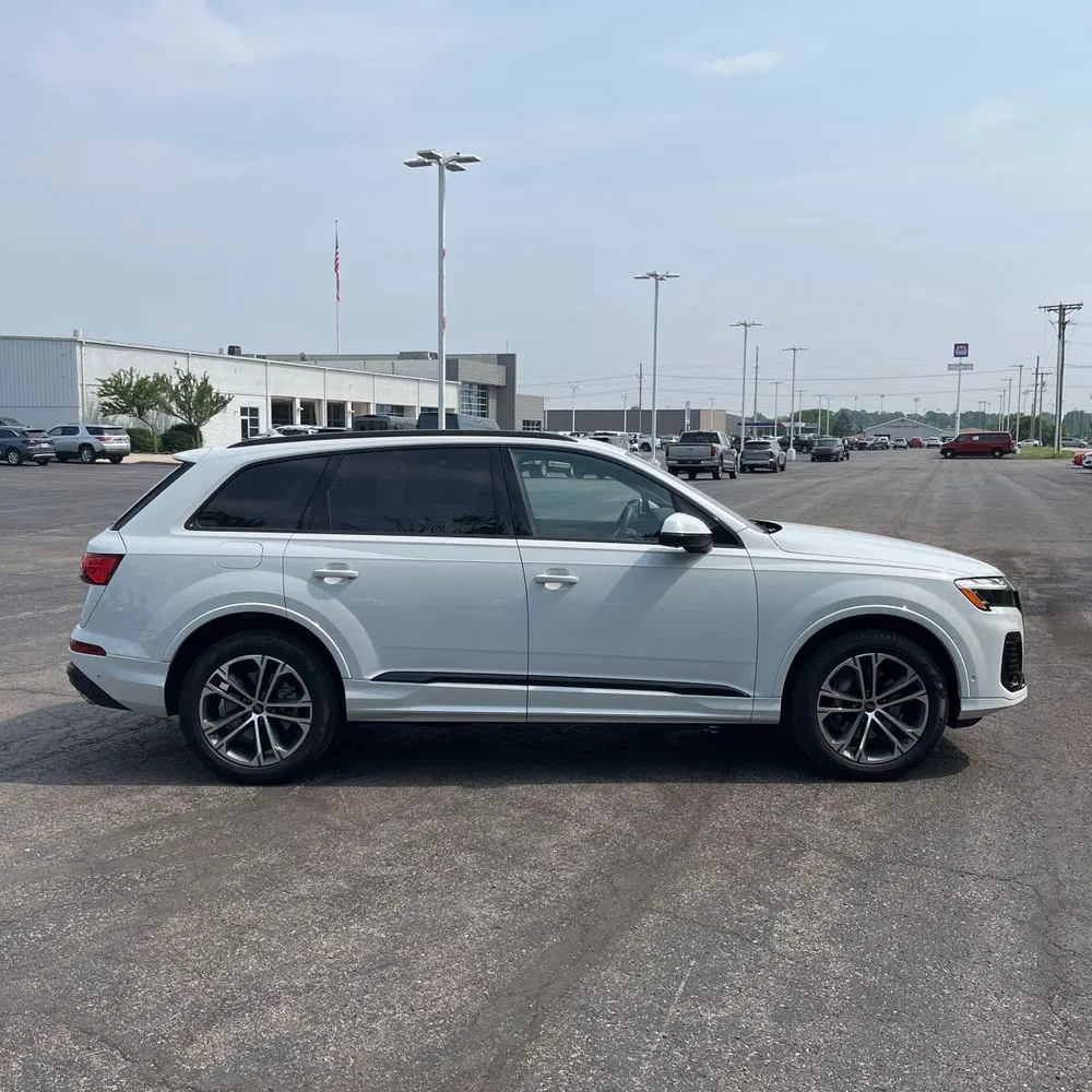2025 Audi Q7 Premium Plus 45