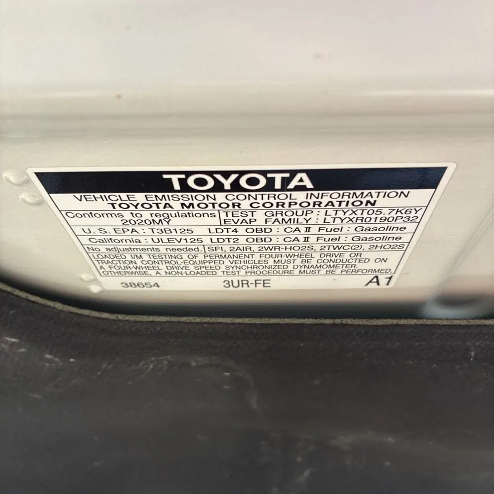 2020 Toyota Land Cruiser Base