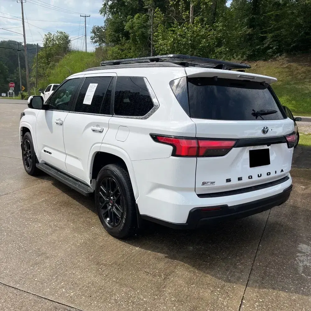 2024 Toyota Sequoia SR5