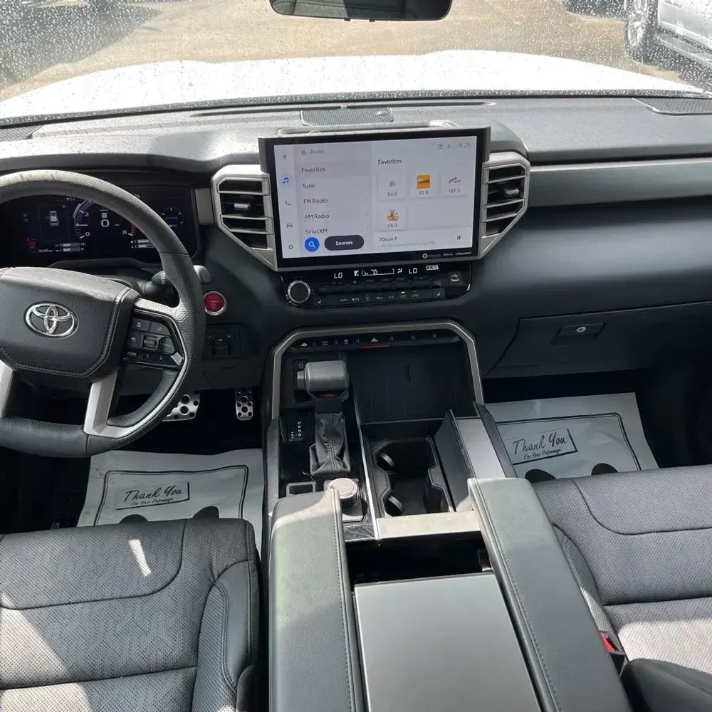 2024 Toyota Sequoia SR5