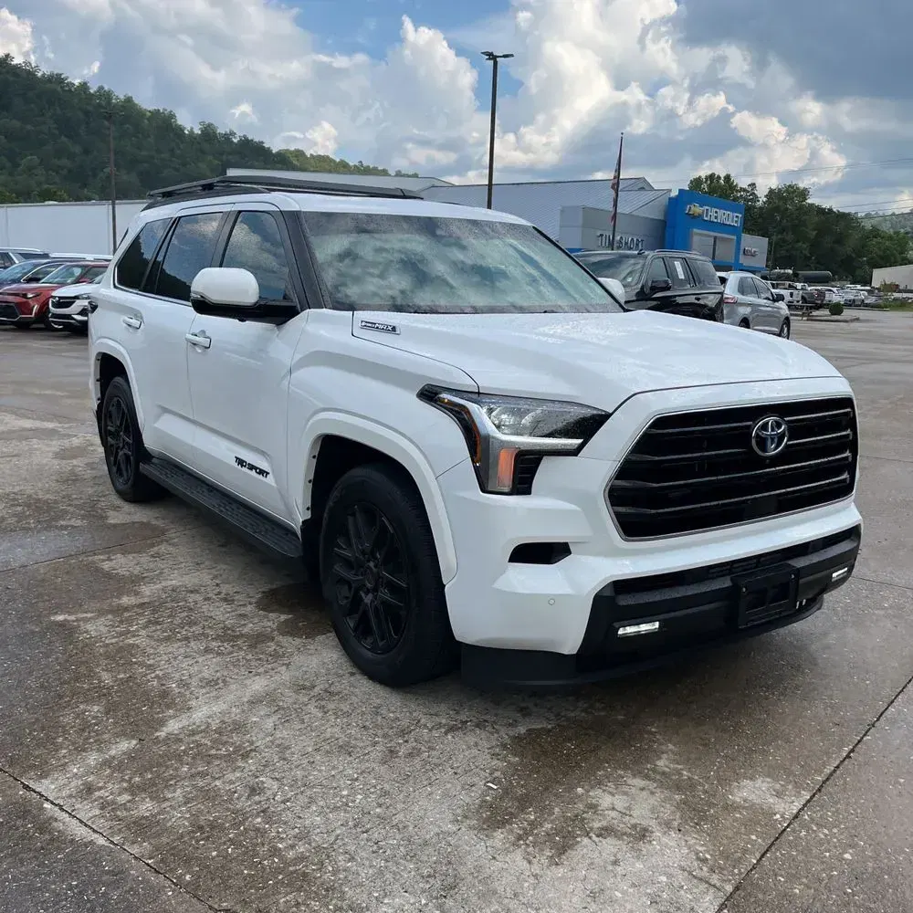 2024 Toyota Sequoia SR5