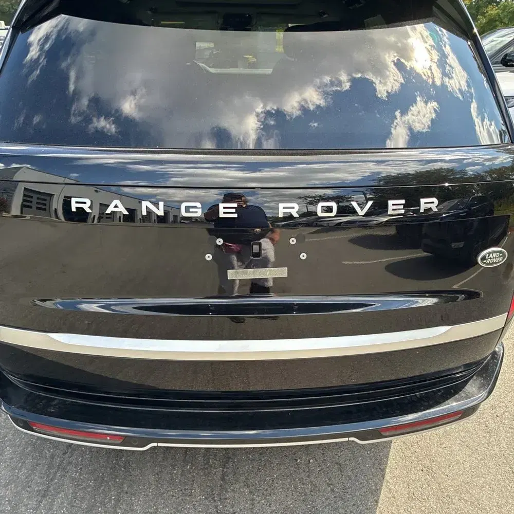2023 Land Rover Range Rover P530 First Edition LWB