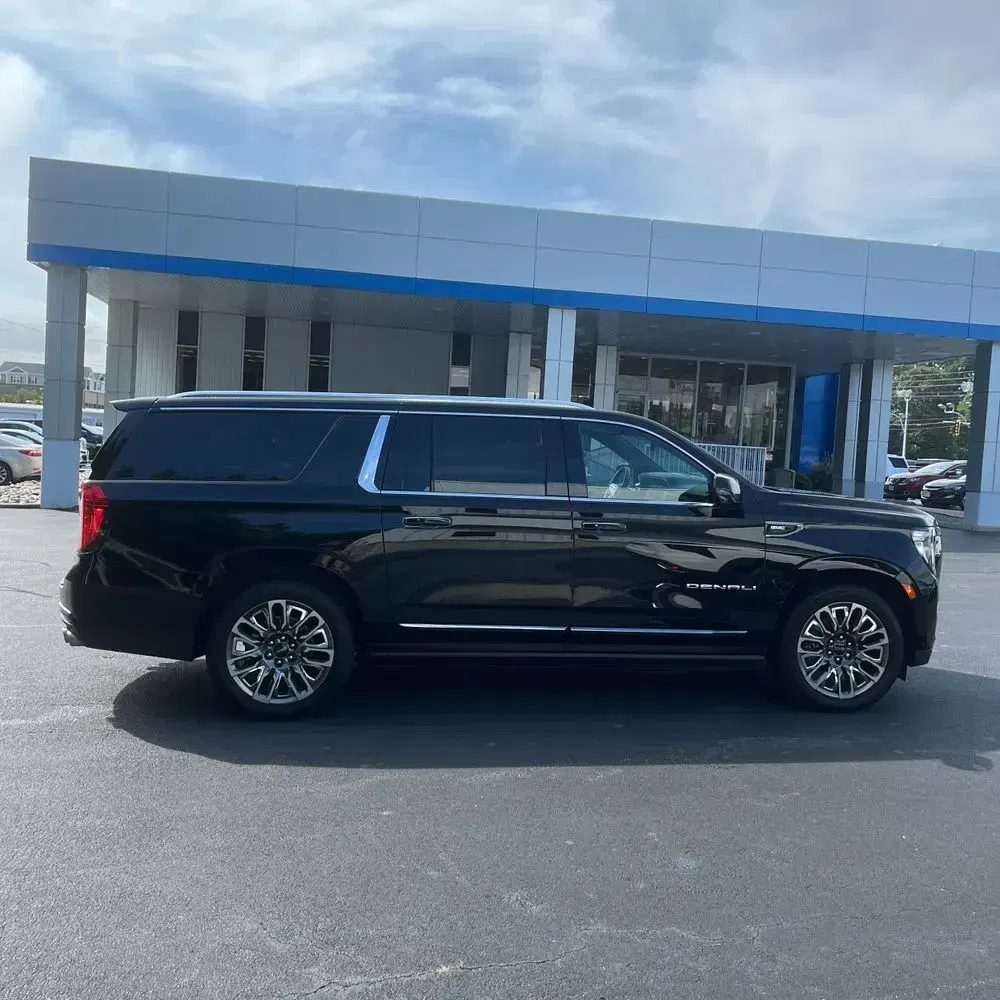 2024 GMC Yukon XL Denali Ultimate