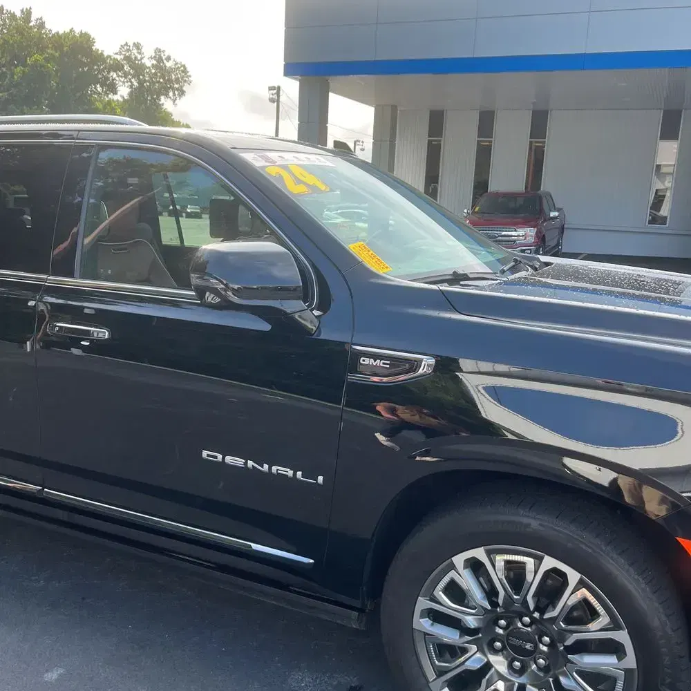 2024 GMC Yukon XL Denali Ultimate
