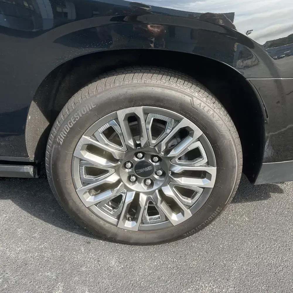 2024 GMC Yukon XL Denali Ultimate