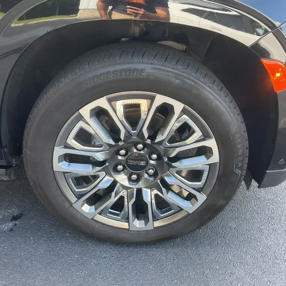 2024 GMC Yukon XL Denali Ultimate