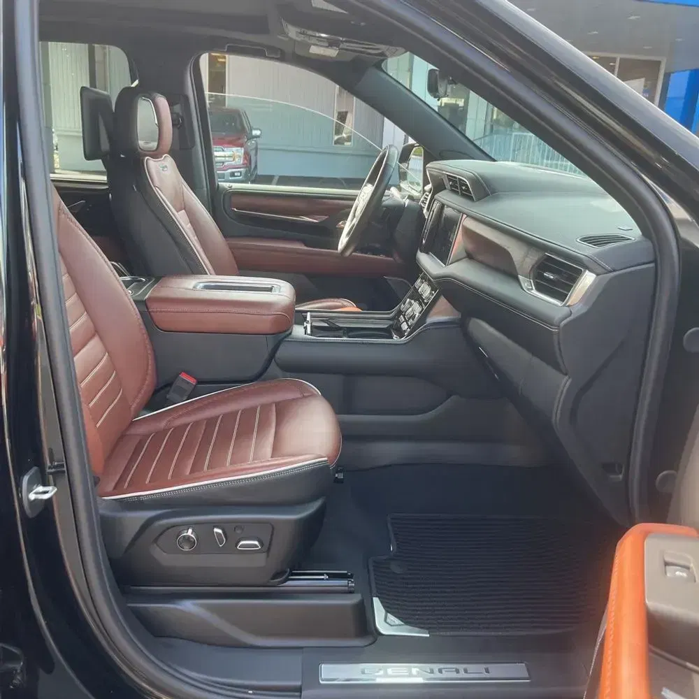 2024 GMC Yukon XL Denali Ultimate