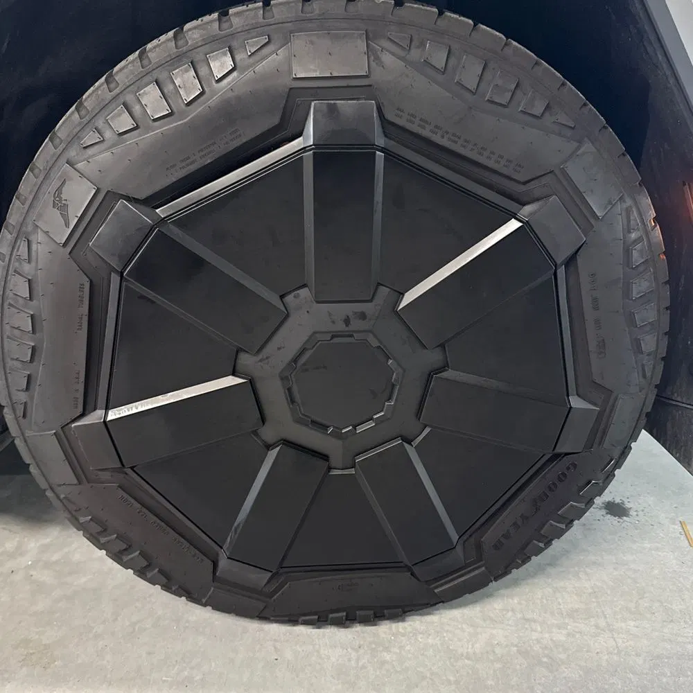 2024 Tesla Cybertruck CyberBeast