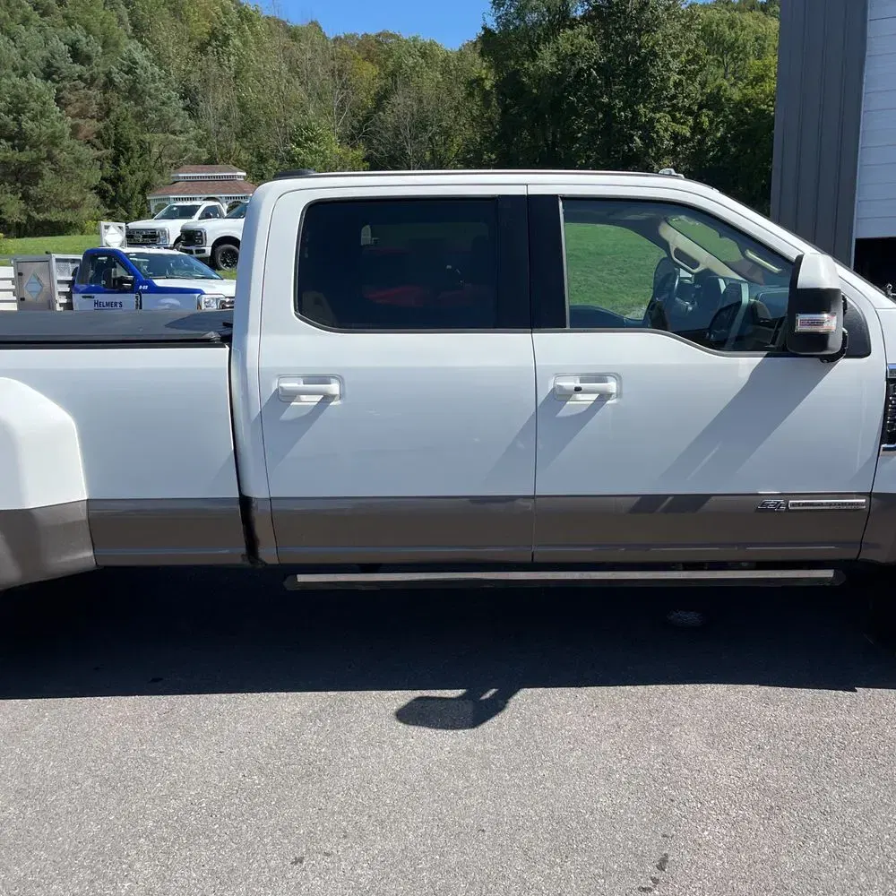 2022 Ford F-350 Super Duty Lariat