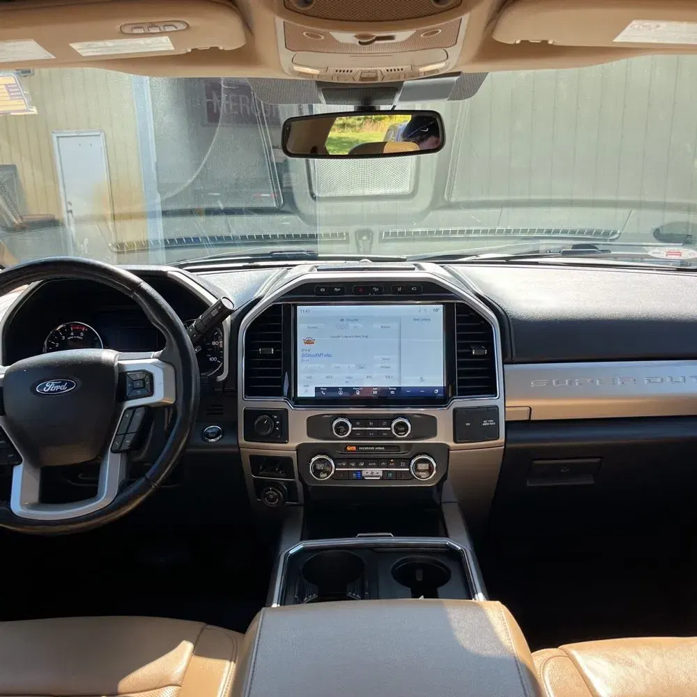 2022 Ford F-350 Super Duty Lariat