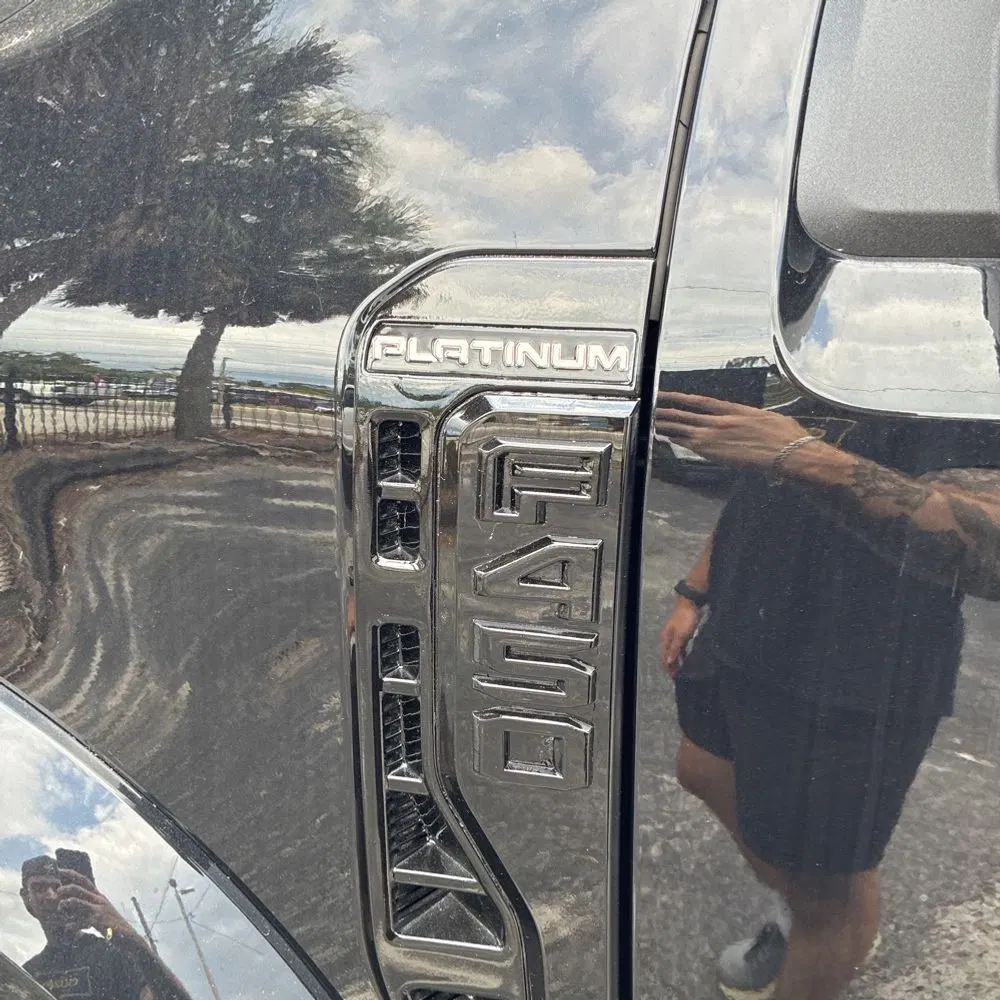 2023 Ford F450SD Platinum
