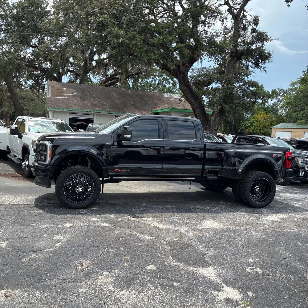2023 Ford F450SD Platinum