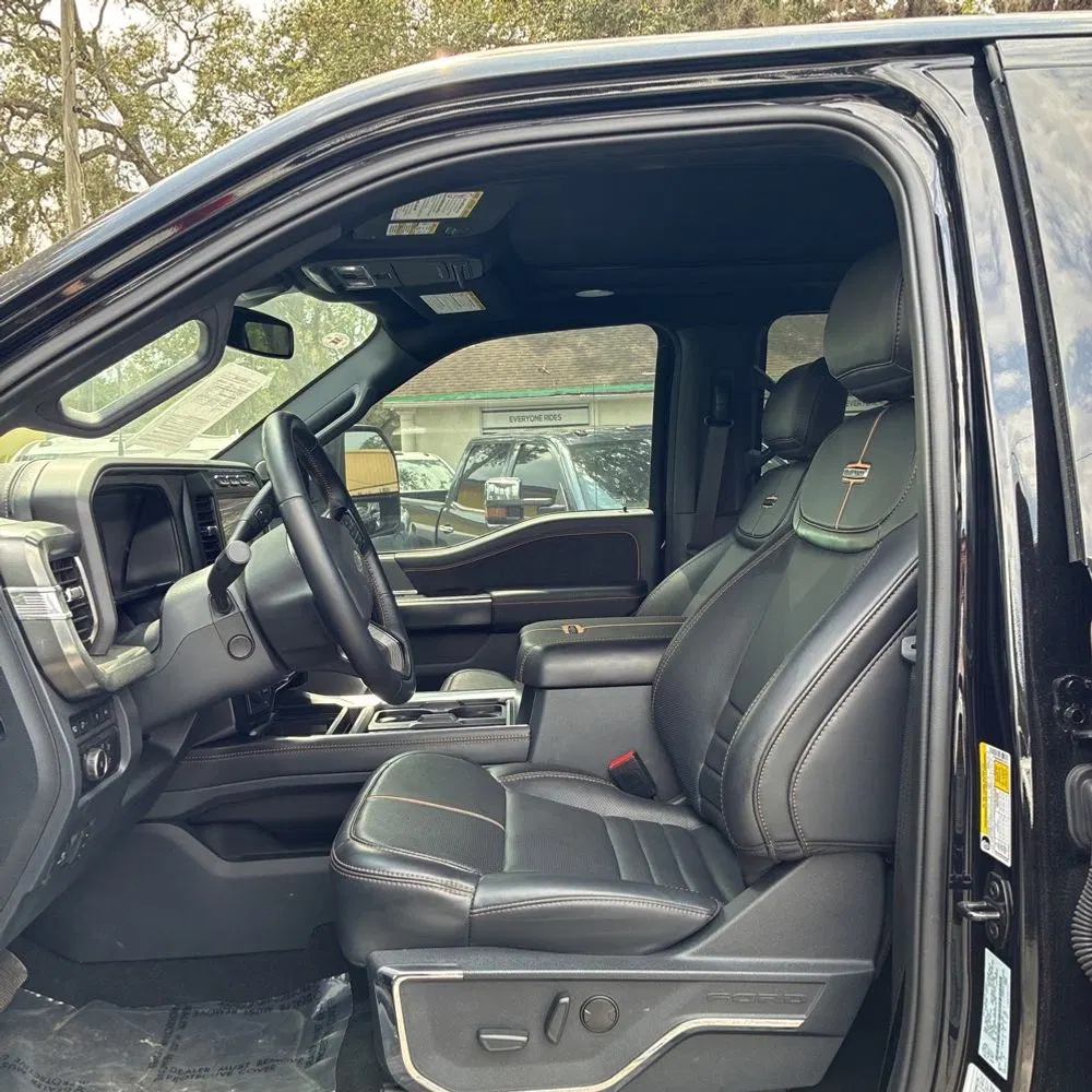 2023 Ford F450SD Platinum