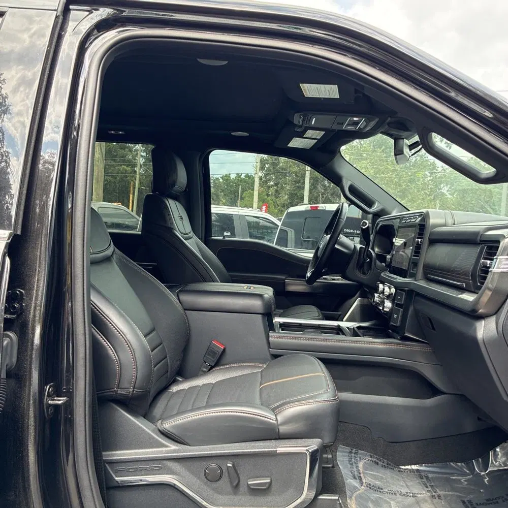 2023 Ford F450SD Platinum